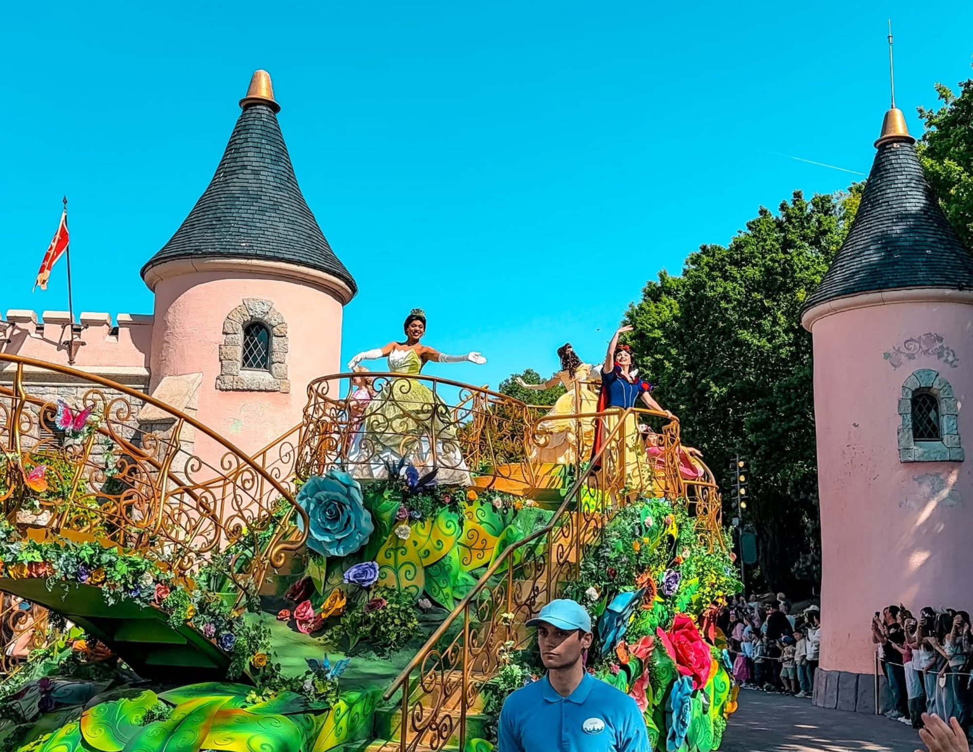 Disneyland Paris Guide (13).png